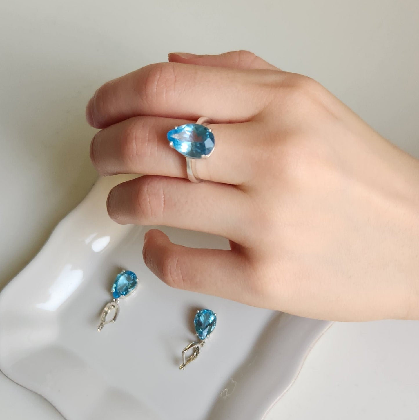 pearl shaped Blue Topaz Ring